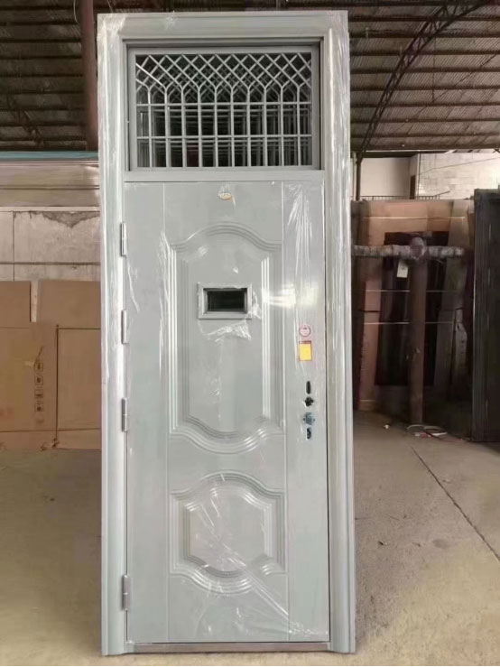 疏勒学校教室门