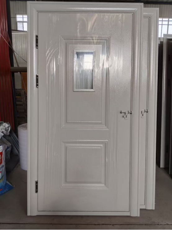 疏勒学校教室门