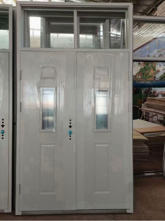 疏勒学校教室门