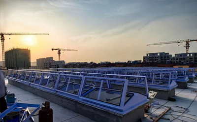 消防疏勒排烟窗开启角度