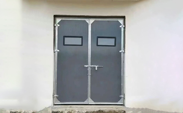 疏勒工业门在高温作业区域的运行表现